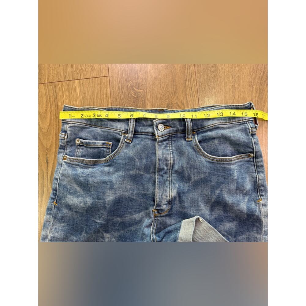 Anthropologie Pilcro Denim Shorts Cuffed Raw Hem Distressed Mid Rise Size 30 - Picture 10 of 12